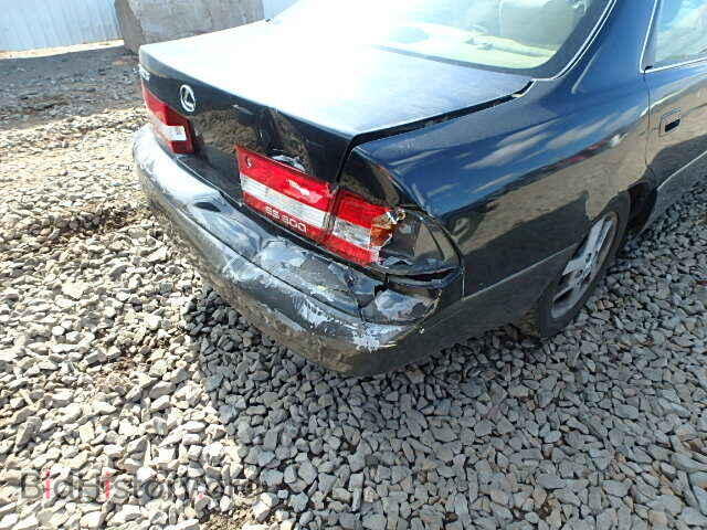2000 LEXUS ES300 - VIN: JT8BF28G2Y0246692 - Фото 10