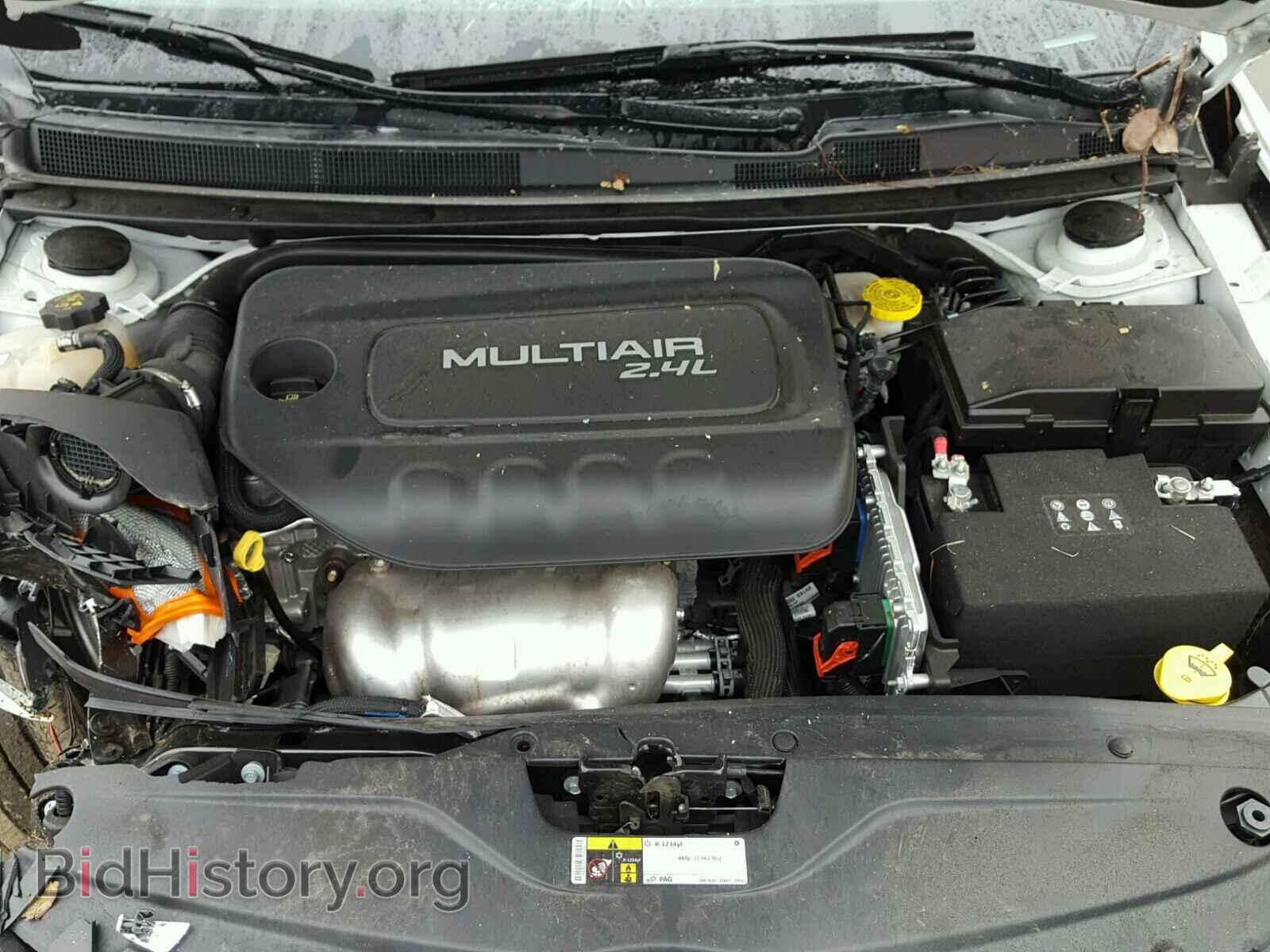 2017 CHRYSLER 200 - VIN: 1C3CCCAB9HN505740 - Фото 7