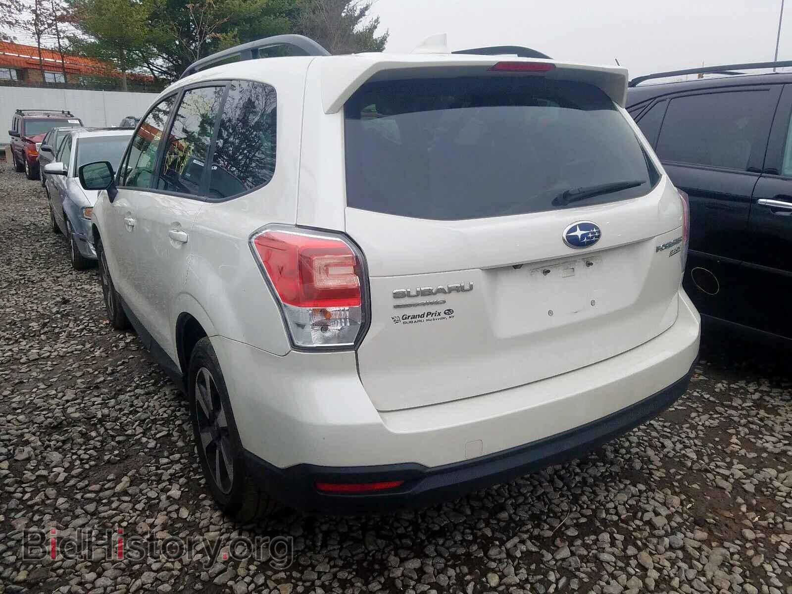 2017 SUBARU FORESTER - VIN: JF2SJAGC8HH557894 - Фото 3