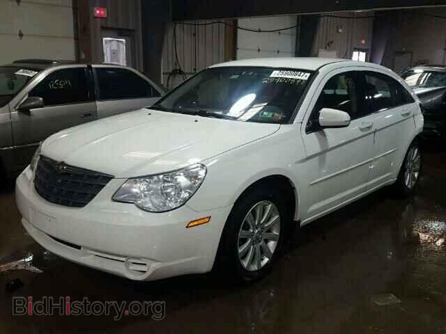 2010 CHRYSLER SEBRING - VIN: 1C3CC5FB8AN120891 - Фото 2