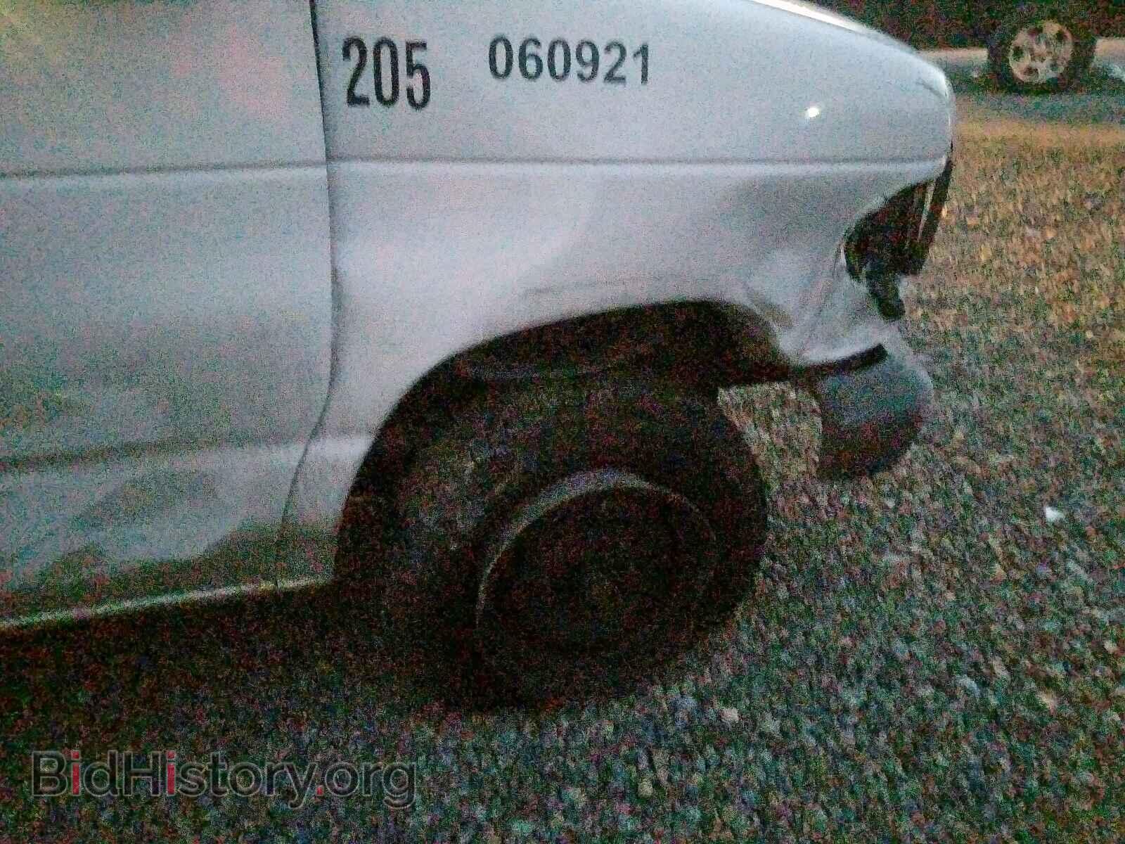 2006 FORD ECONOLINE - VIN: 1FTNE24W16DB00921 - Photo 9