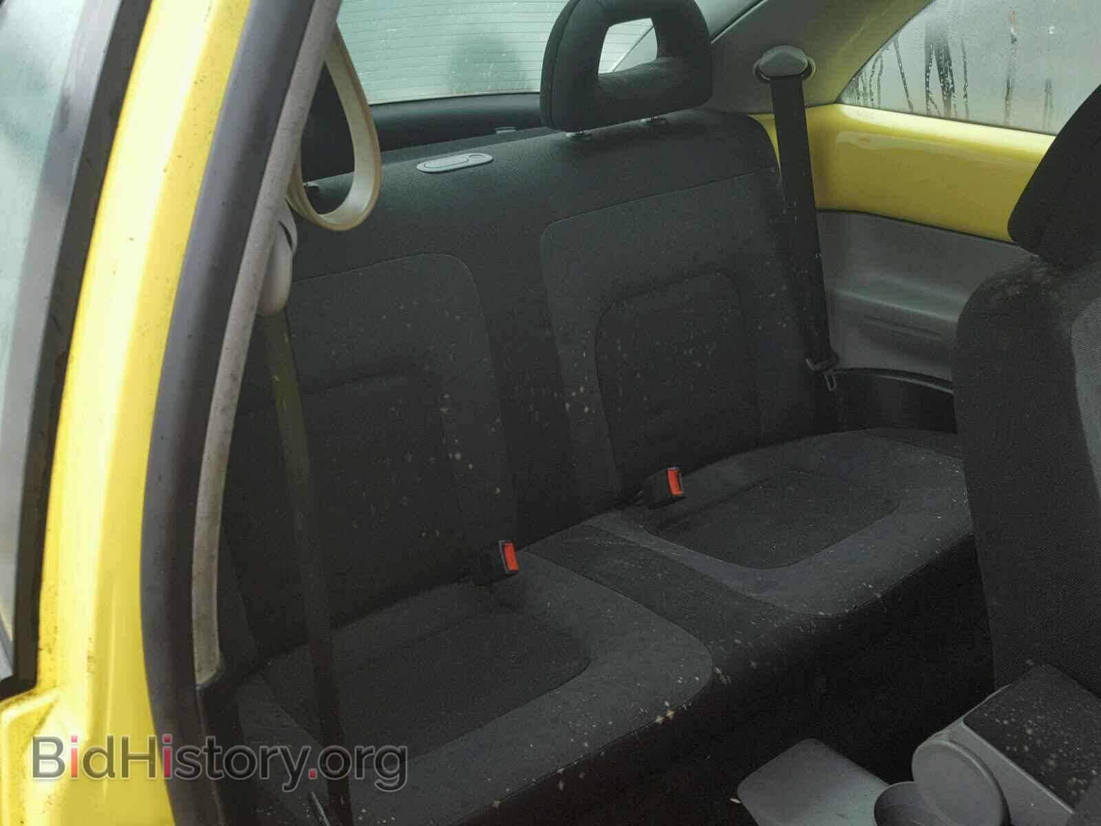 2000 VOLKSWAGEN BEETLE - VIN: 3VWCD21C0YM416500 - Фото 6