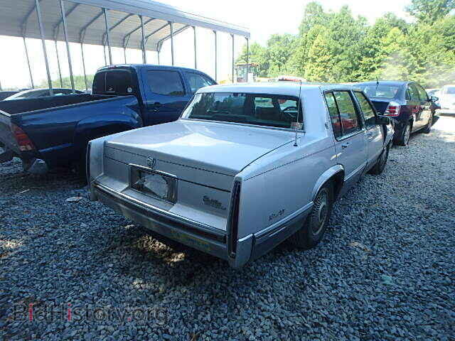 1992 CADILLAC DEVILLE - VIN: 1G6CD53B0N4332261 - Photo 4
