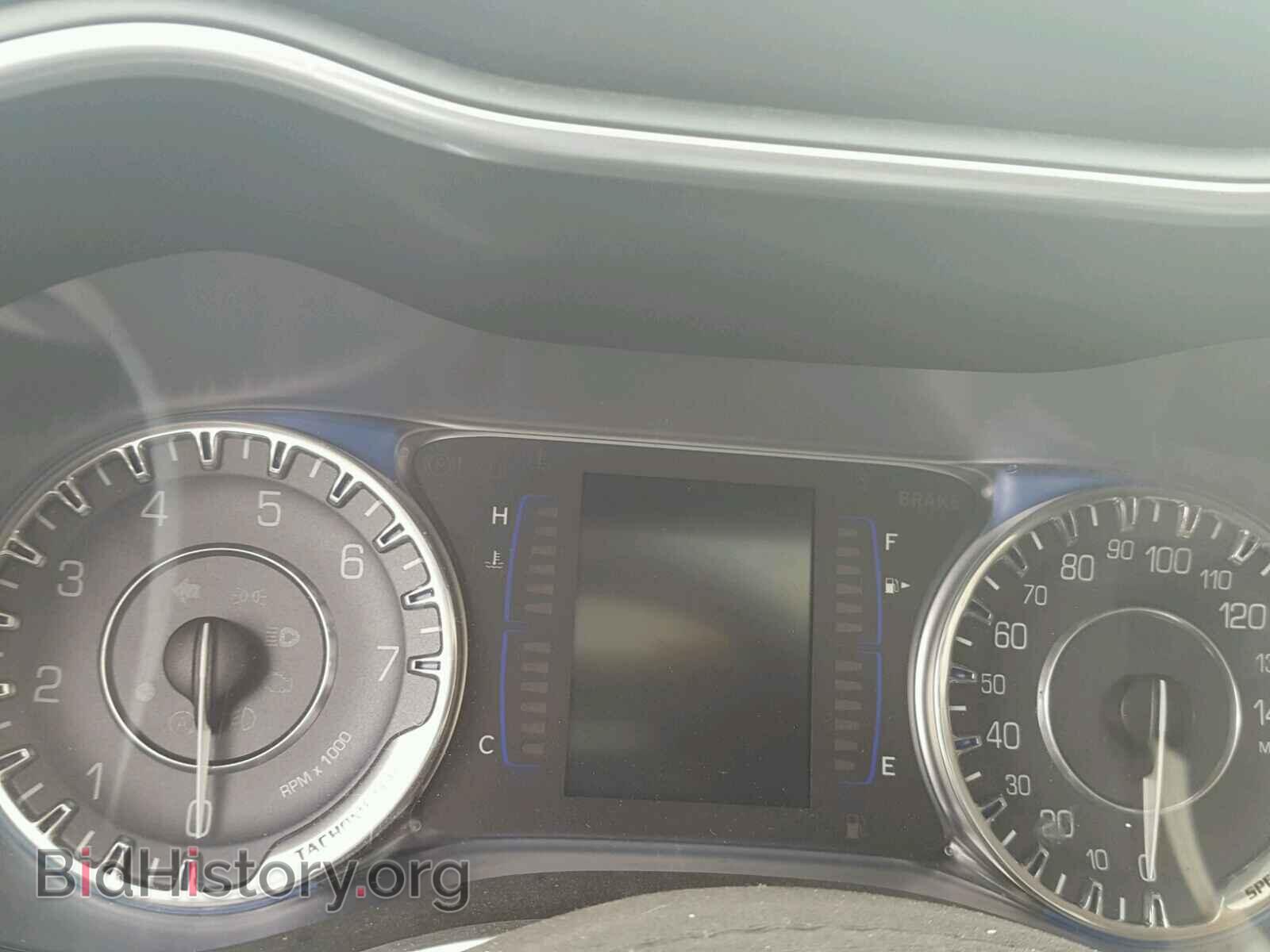 2015 CHRYSLER 200 - VIN: 1C3CCCAB1FN747046 - Photo 8