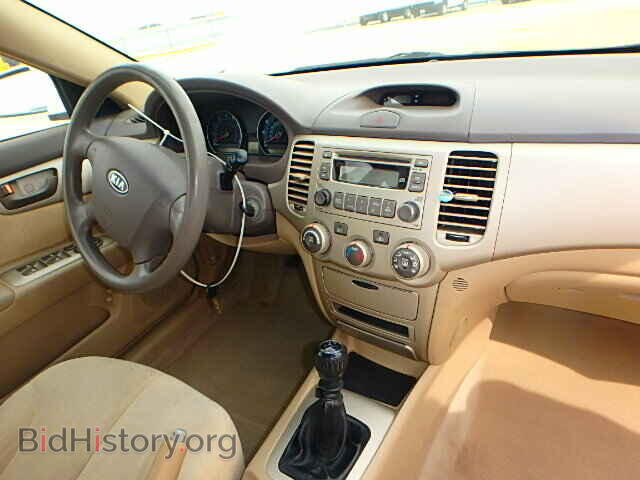 2006 KIA OPTIMA - VIN: KNAGE123765053509 - Фото 9