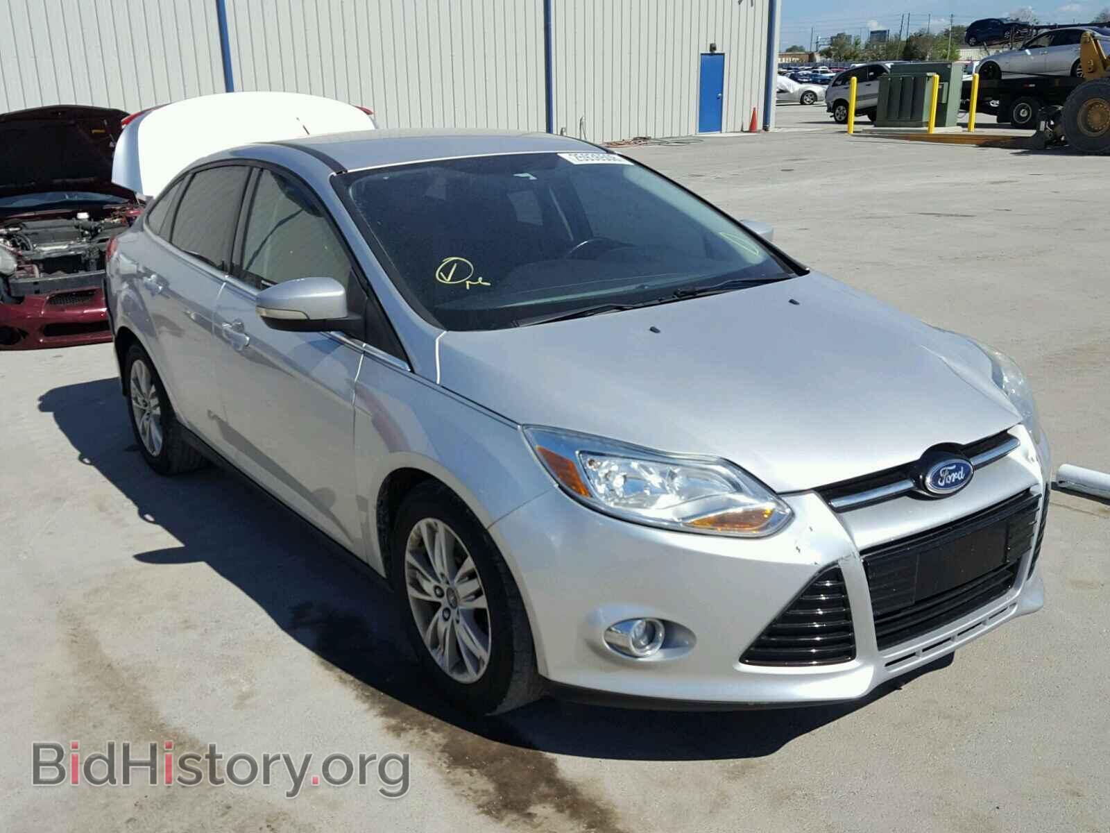 Photo 1FAHP3H28CL470372 - FORD FOCUS 2012