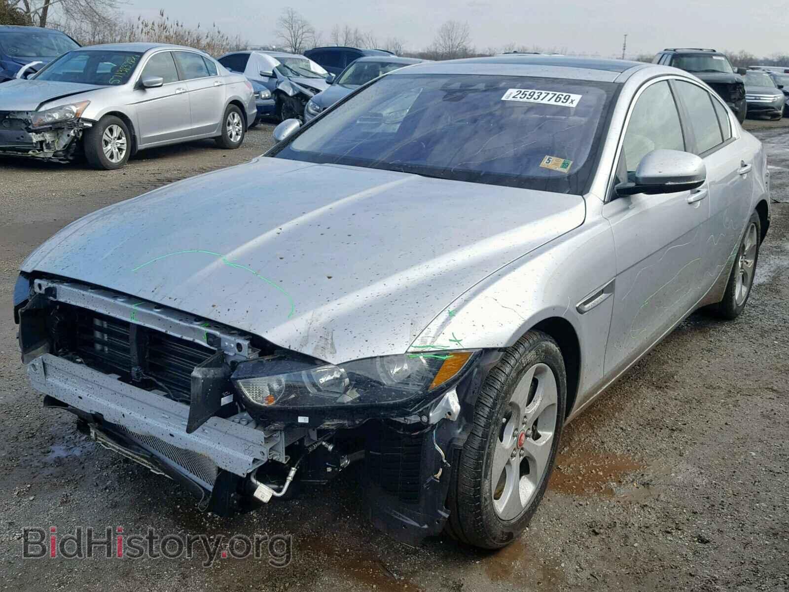 2017 JAGUAR XE - VIN: SAJAR4BG3HA967107 - Фото 2
