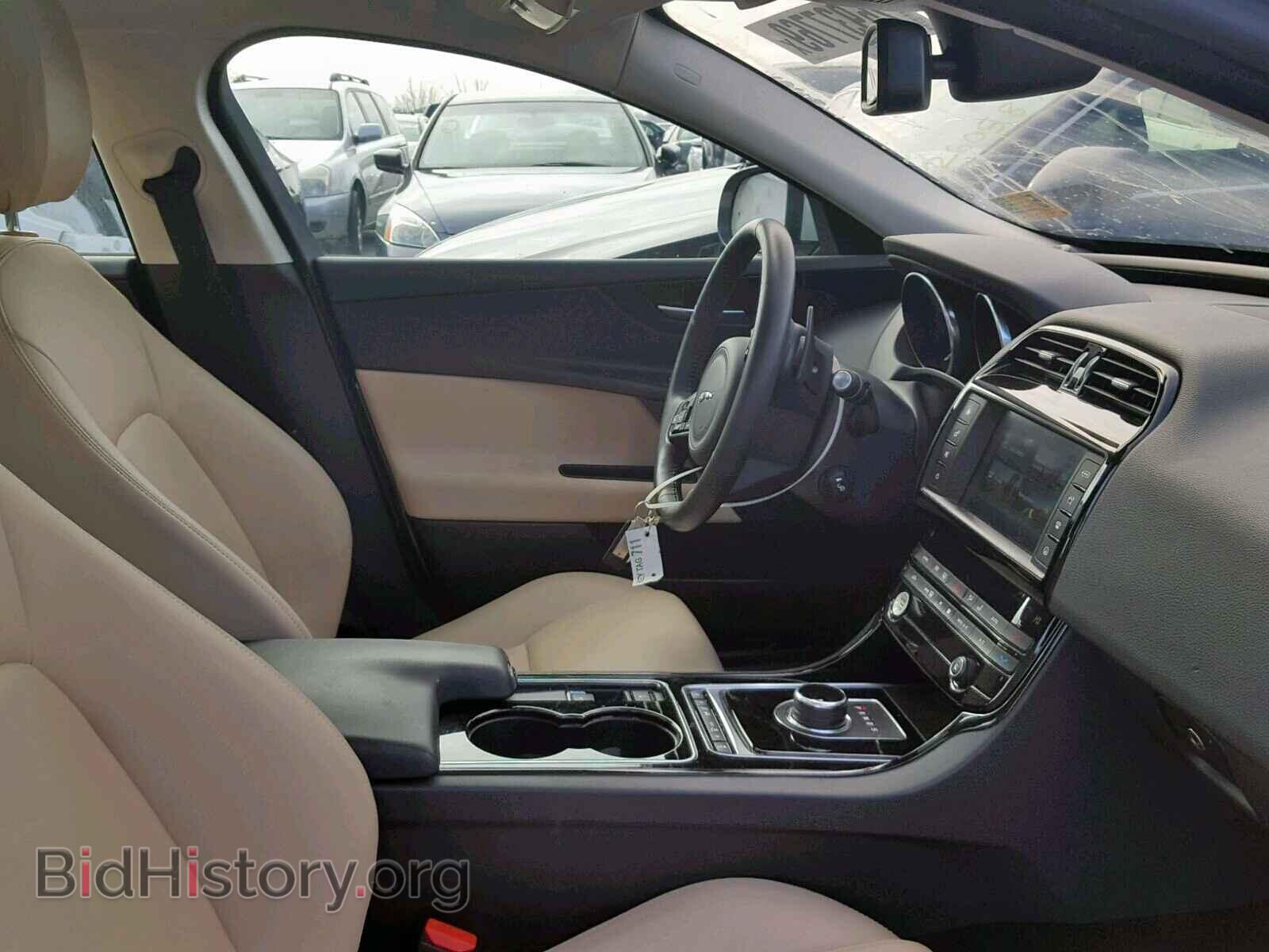 2017 JAGUAR XE - VIN: SAJAR4BG3HA967107 - Фото 5