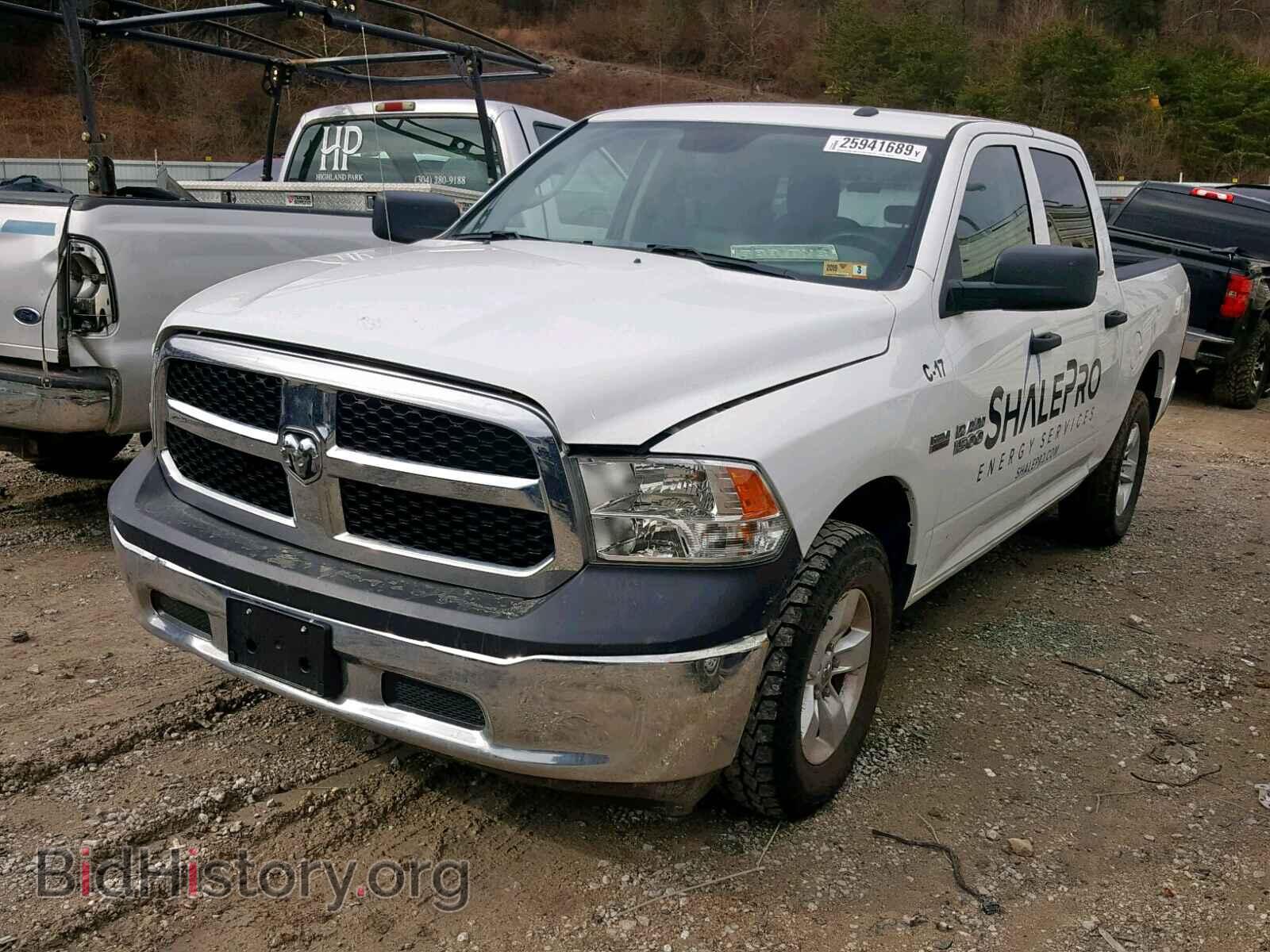 2017 RAM 1500 ST - VIN: 3C6RR7KT2HG656373 - Фото 2