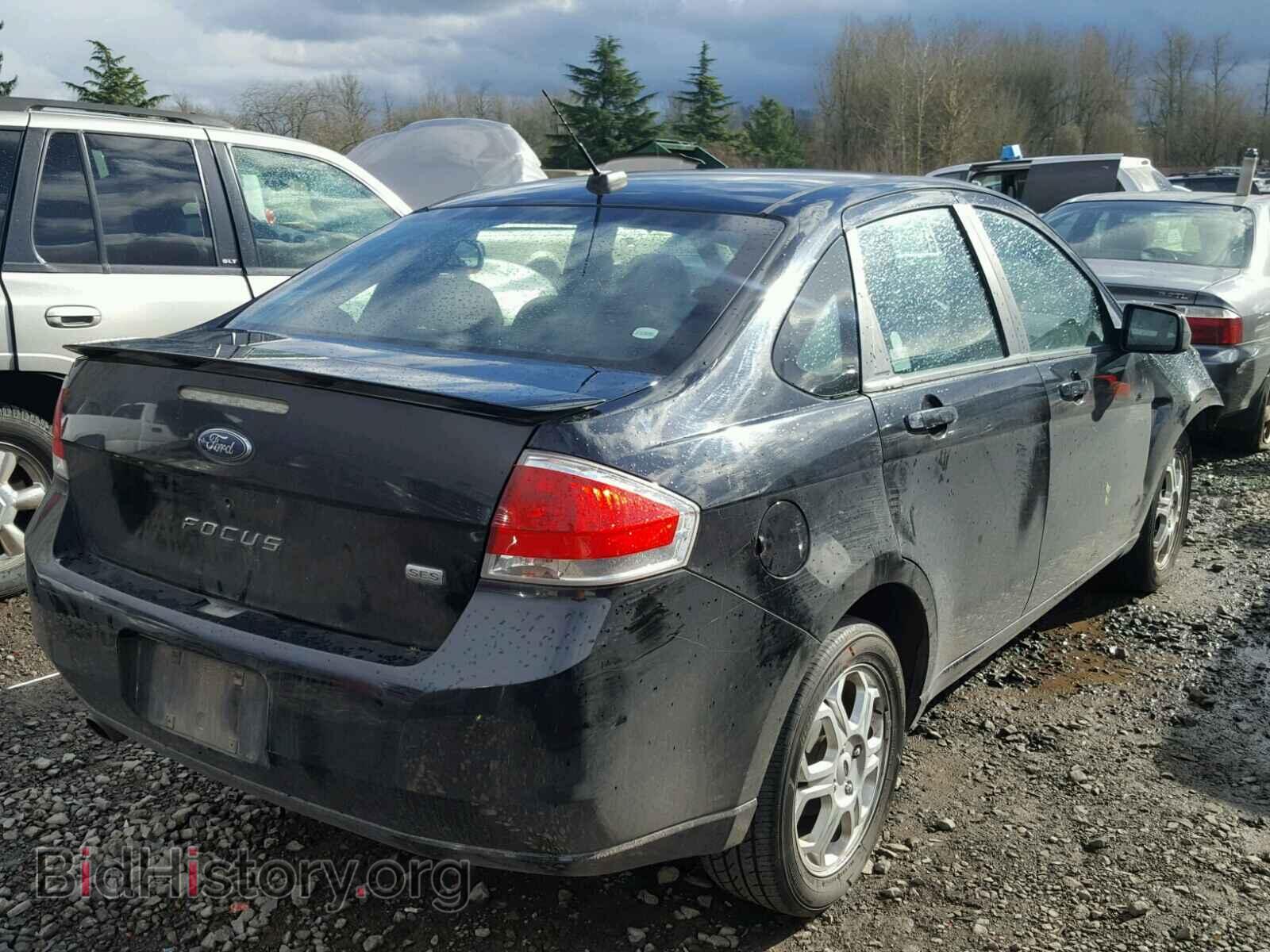 2009 FORD FOCUS - VIN: 1FAHP36N79W139559 - Photo 4