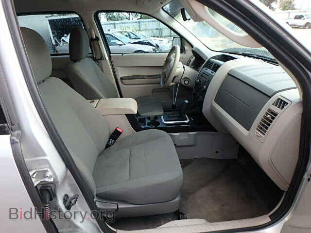 2009 FORD ESCAPE - VIN: 1FMCU02749KD07342 - Фото 5