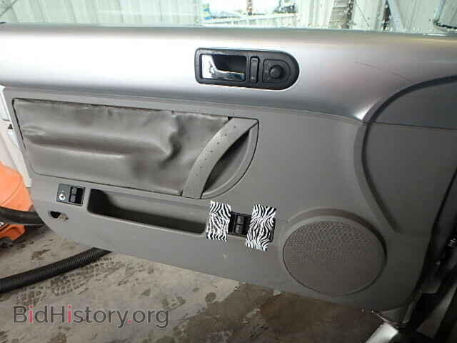 2003 VOLKSWAGEN BEETLE - VIN: 3VWCK21Y13M331403 - Фото 9