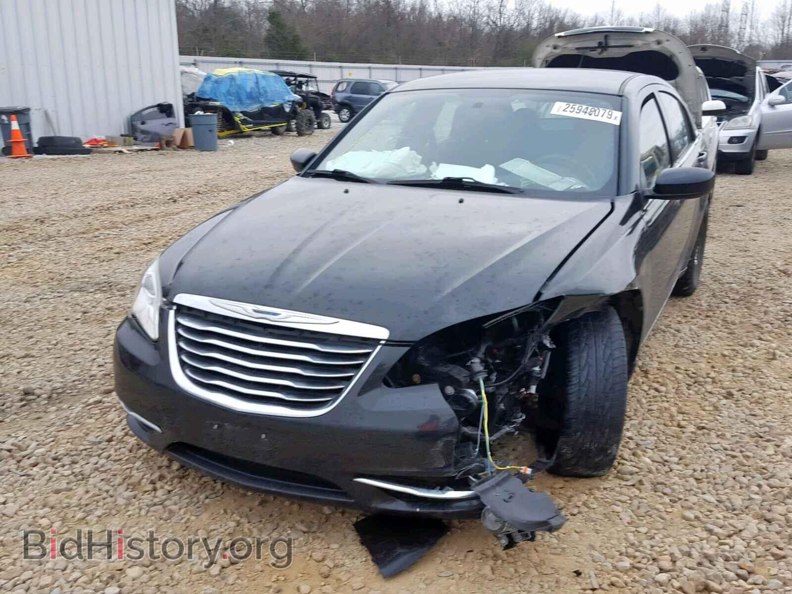 2012 CHRYSLER 200 - VIN: 1C3CCBAB4CN272188 - Фото 2