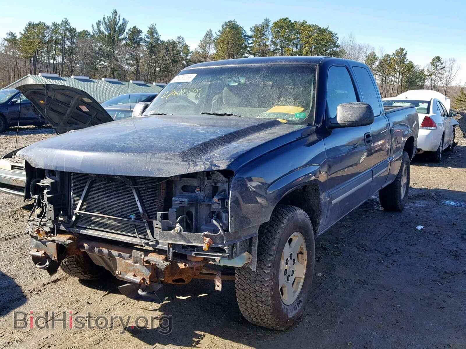 2006 CHEVROLET SILVERADO - VIN: 2GCEK19V061112217 - Фото 2