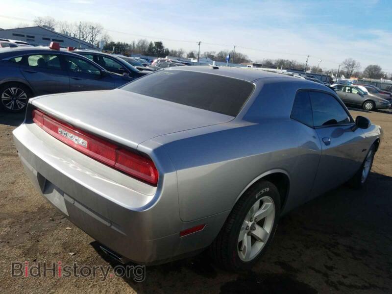 2013 Dodge CHALLENGER (VIN 2C3CDYAG1DH595605) — photo 4 of 10
