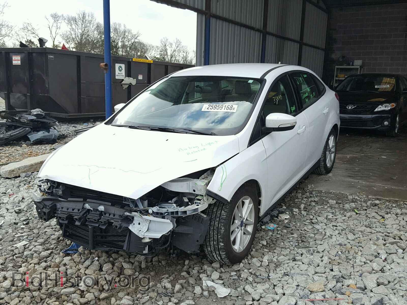 2016 FORD FOCUS - VIN: 1FADP3F20GL306752 - Фото 2