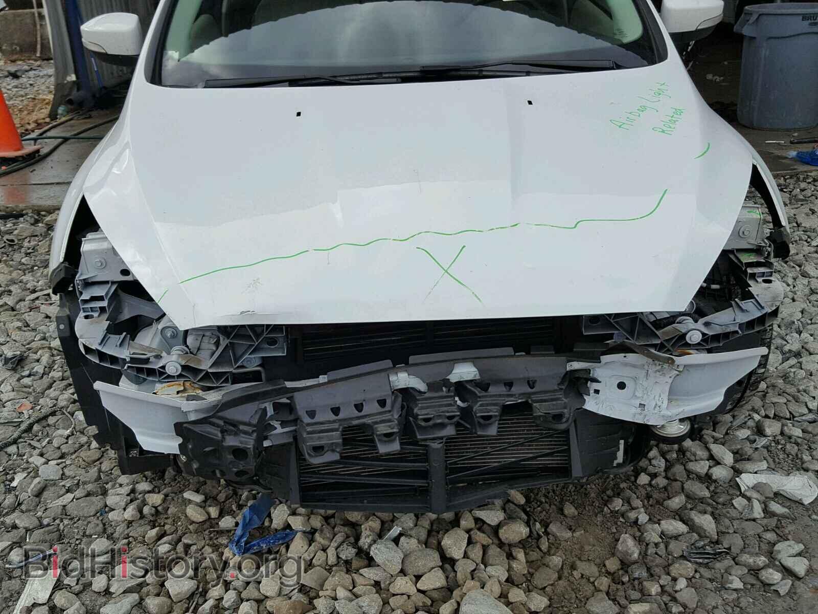 2016 FORD FOCUS - VIN: 1FADP3F20GL306752 - Фото 9