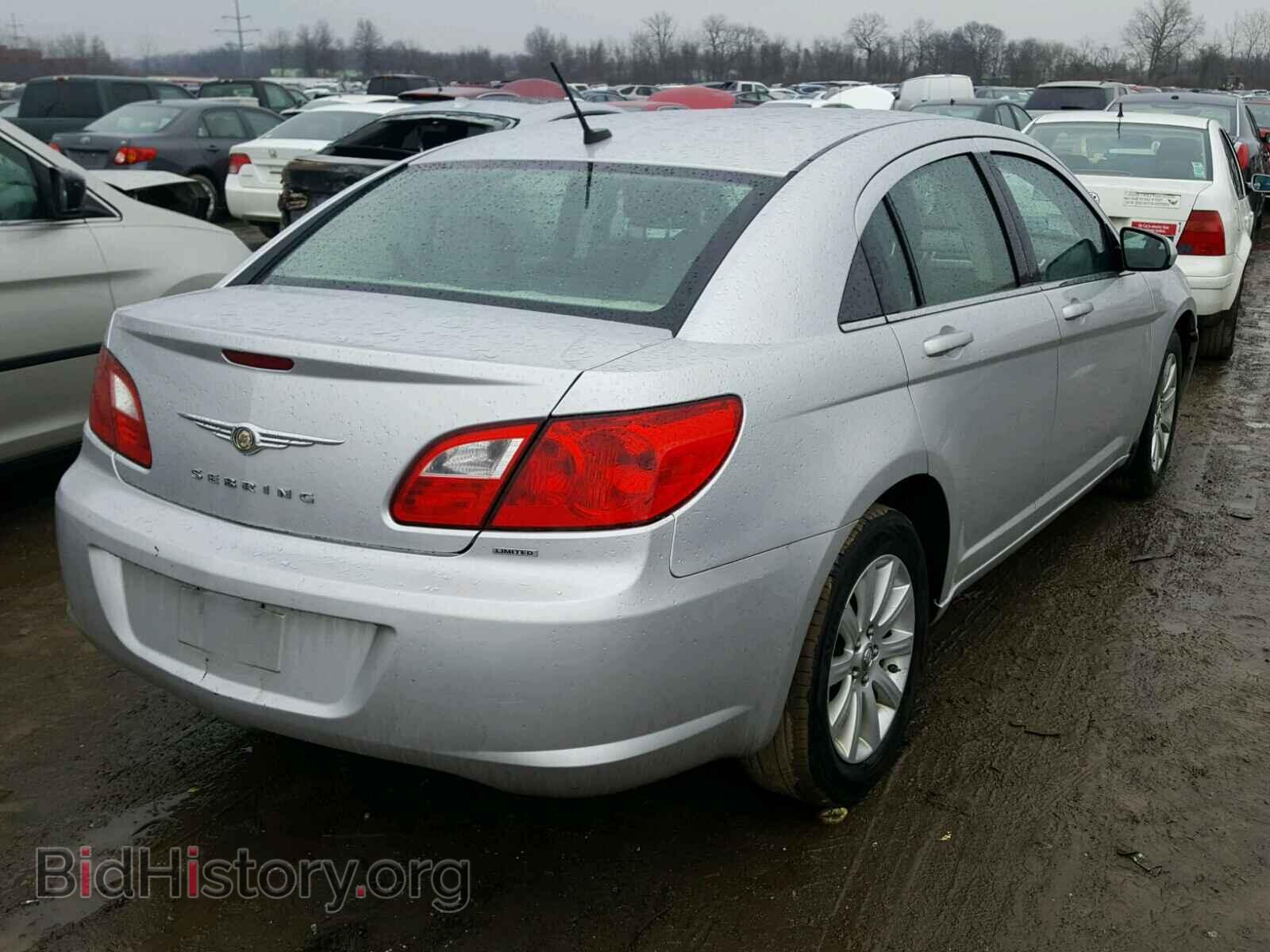 2010 CHRYSLER SEBRING - VIN: 1C3CC5FB0AN211640 - Photo 4