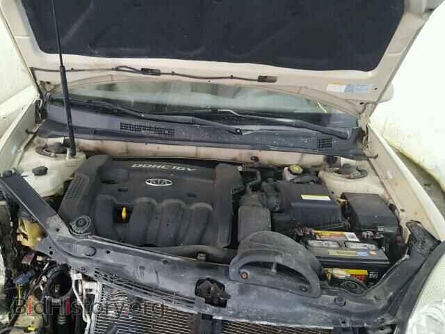 2008 KIA OPTIMA - VIN: KNAGE123085173588 - Фото 7