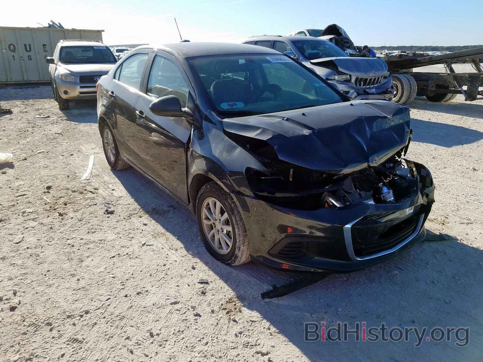 Photo 1G1JD5SH0J4103768 - CHEVROLET SONIC 2018