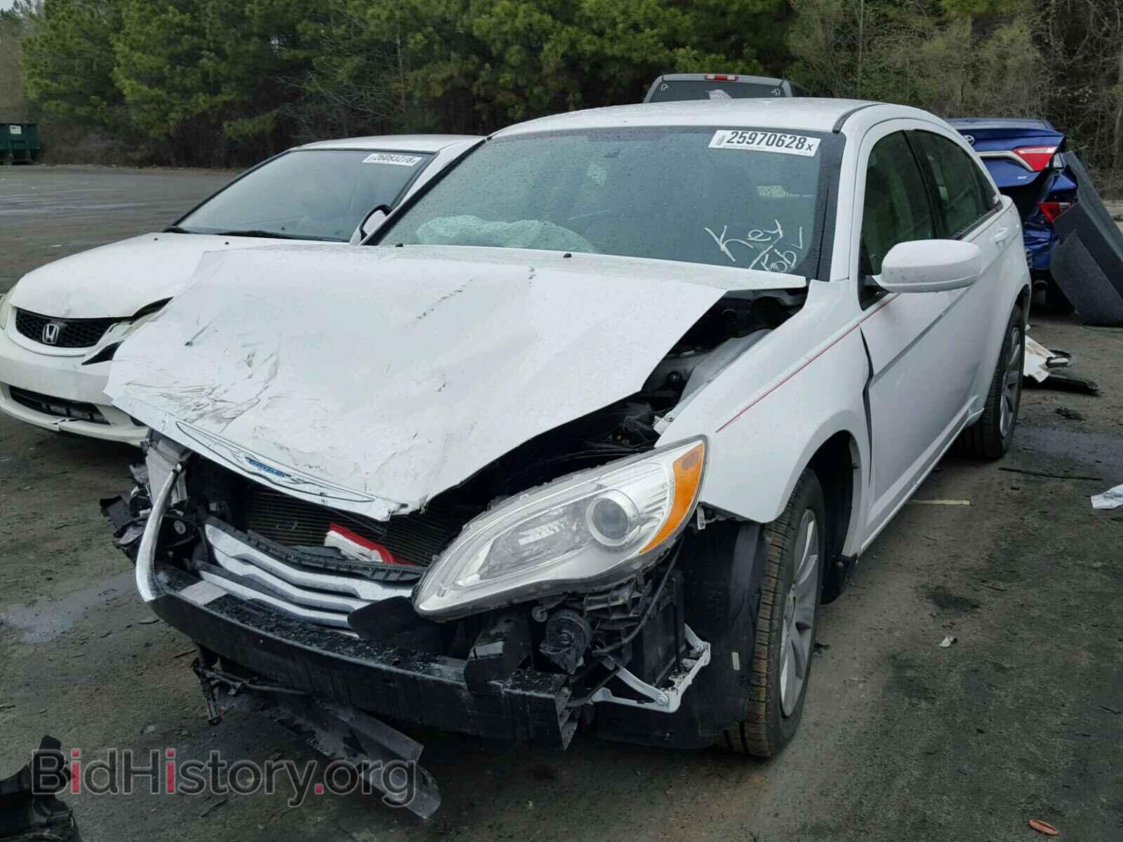 2013 CHRYSLER 200 - VIN: 1C3CCBBB5DN739456 - Фото 2