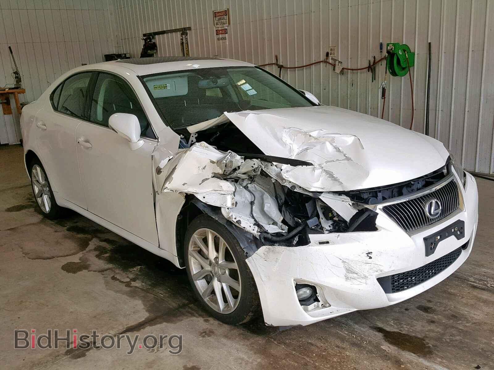 Фотография JTHCE5C22B5000319 - LEXUS IS 2011