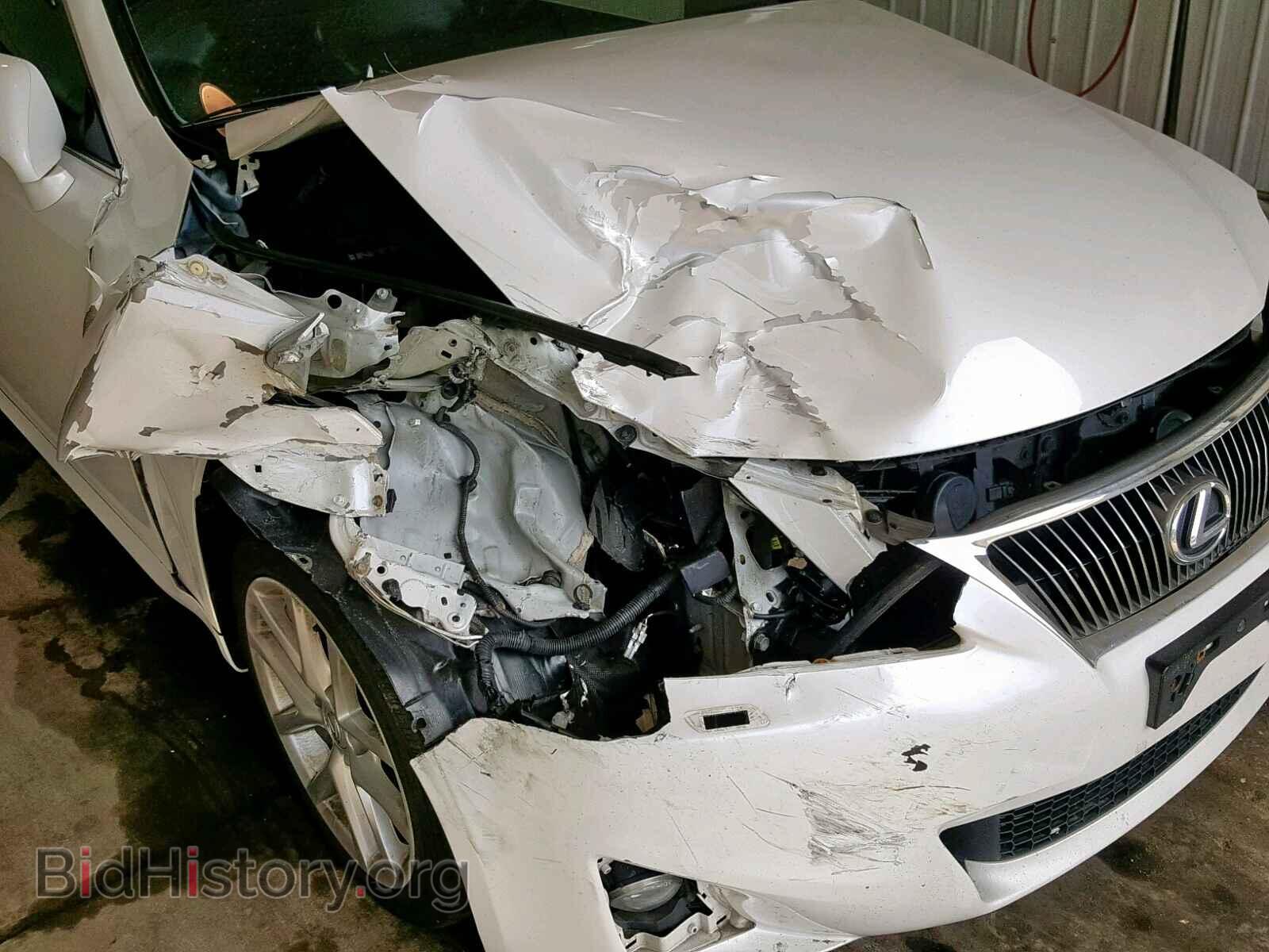 2011 LEXUS IS - VIN: JTHCE5C22B5000319 - Photo 9
