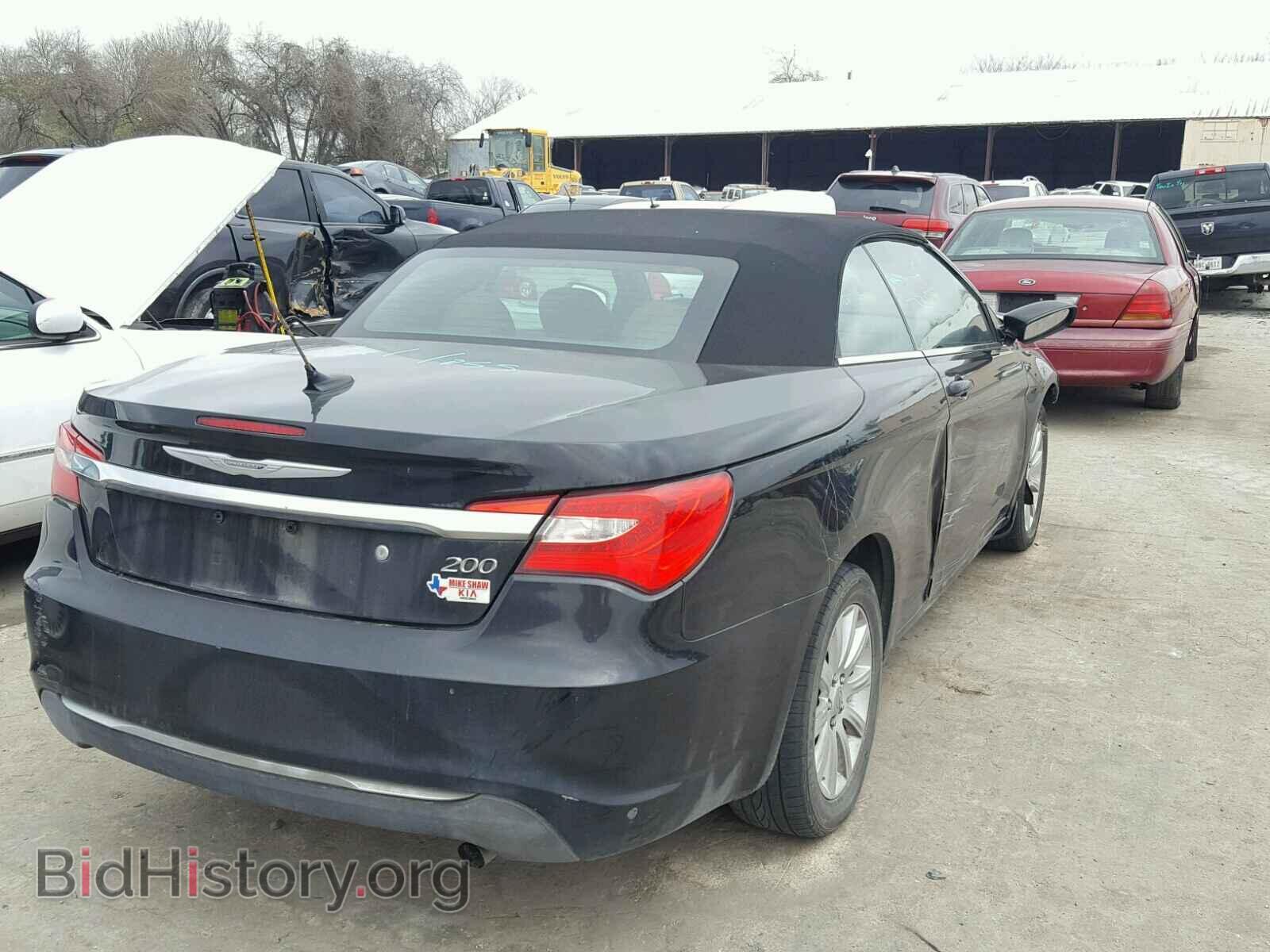 2011 CHRYSLER 200 - VIN: 1C3BC2EB3BN542774 - Фото 4