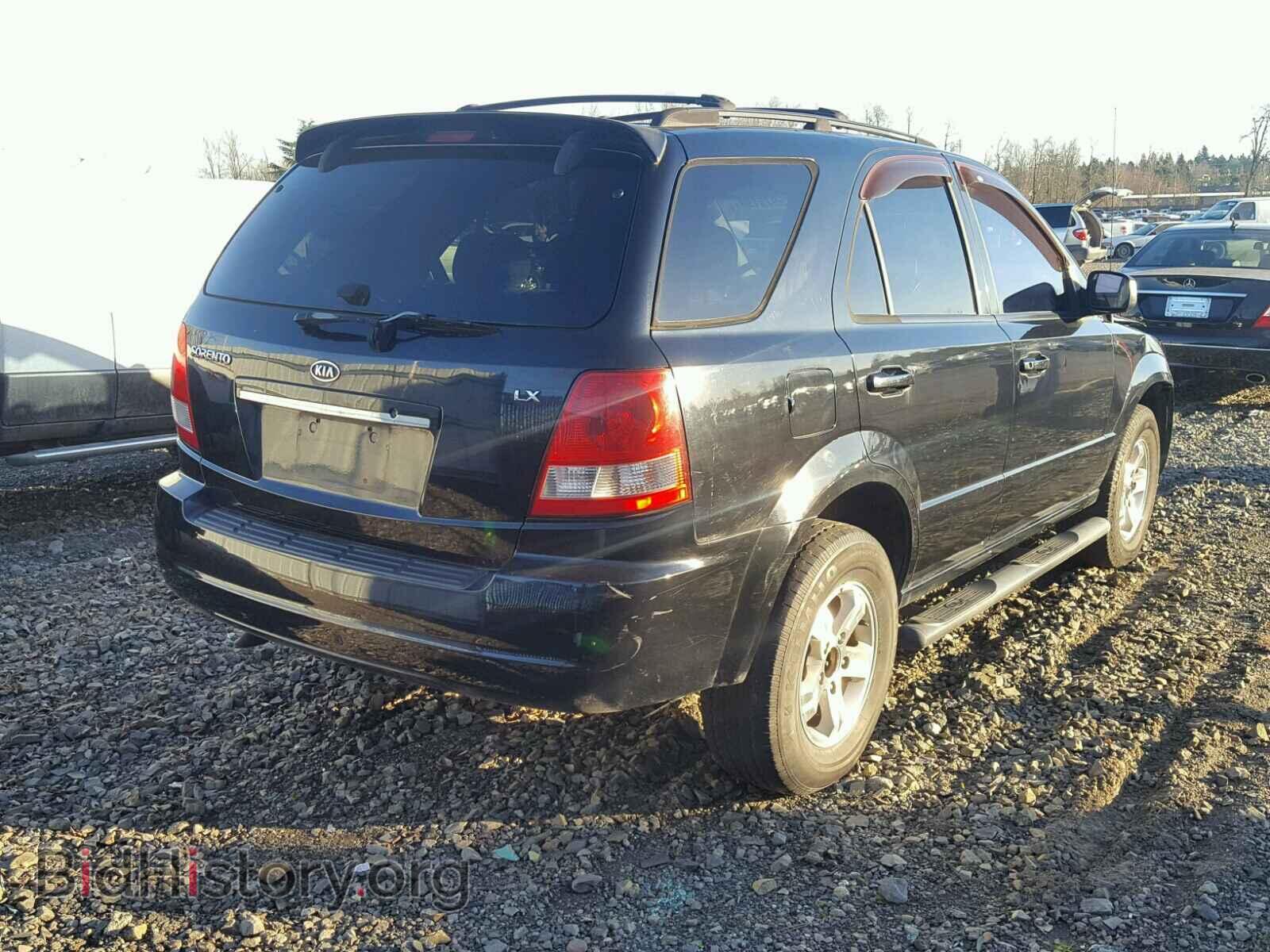 2005 KIA SORENTO - VIN: KNDJD733255343121 - Фото 4