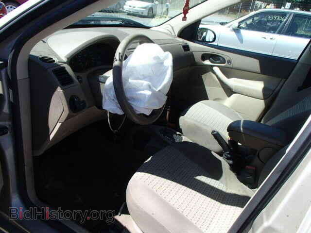 2006 FORD FOCUS - VIN: 1FAFP34NX6W207844 - Фото 5