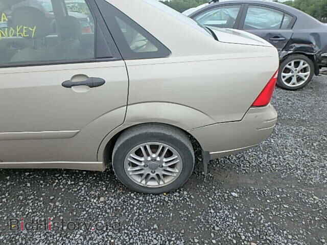 2006 FORD FOCUS - VIN: 1FAFP34NX6W207844 - Фото 9