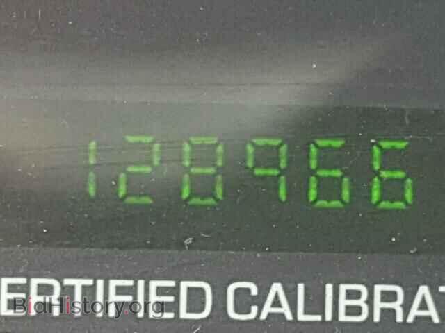2011 FORD CROWN VIC - VIN: 2FABP7BV8BX175807 - Фото 8