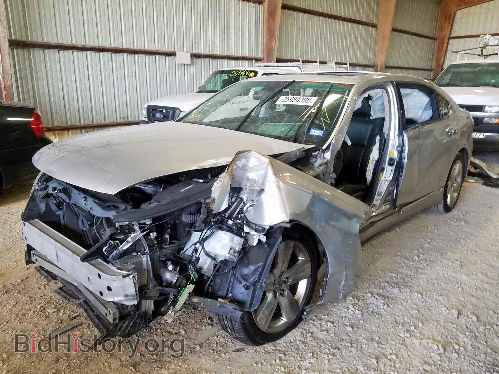 2012 LEXUS LS460 - VIN: JTHGL5EF3C5044886 - Photo 2
