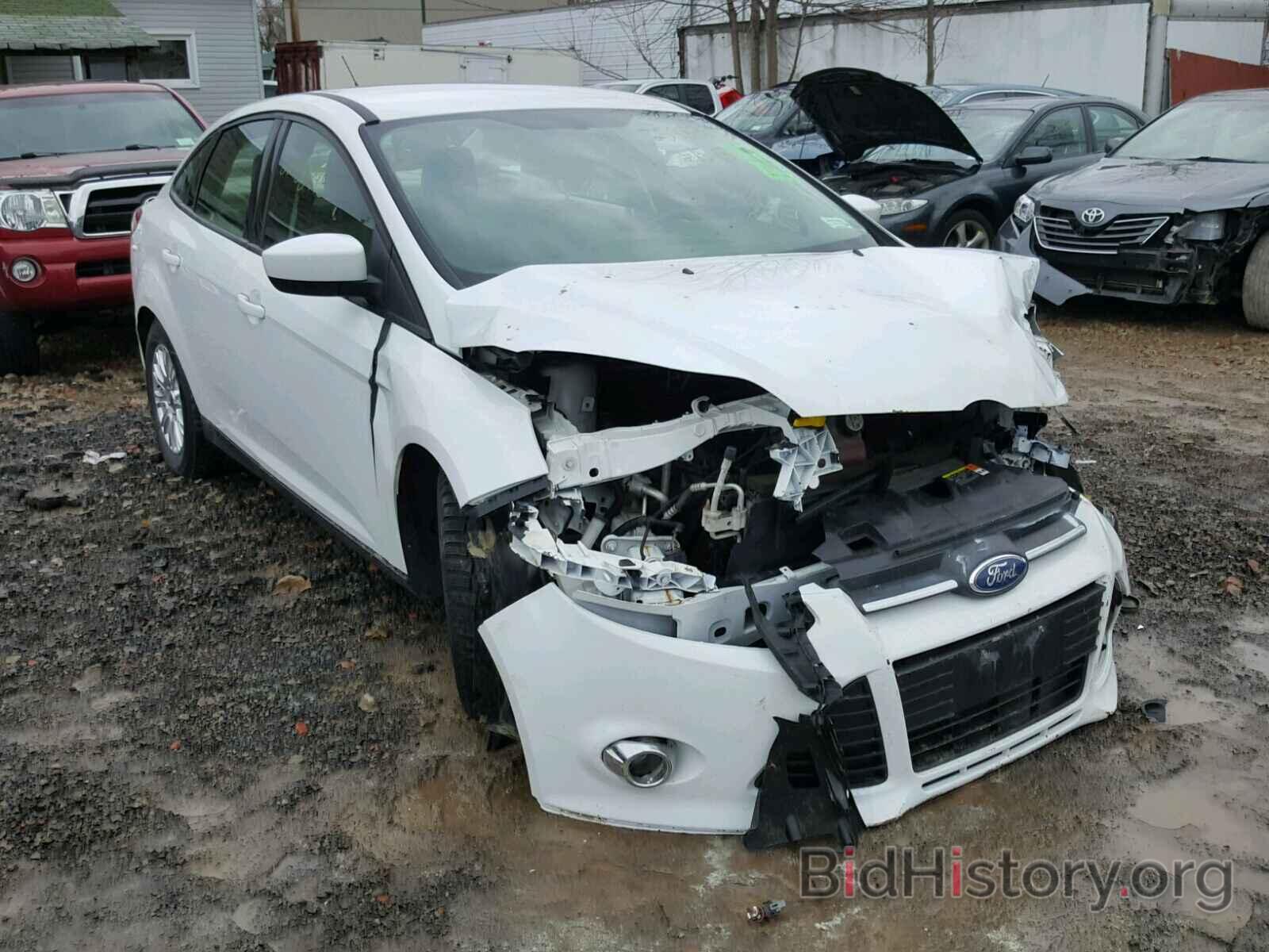 Photo 1FAHP3F2XCL115769 - FORD FOCUS 2012