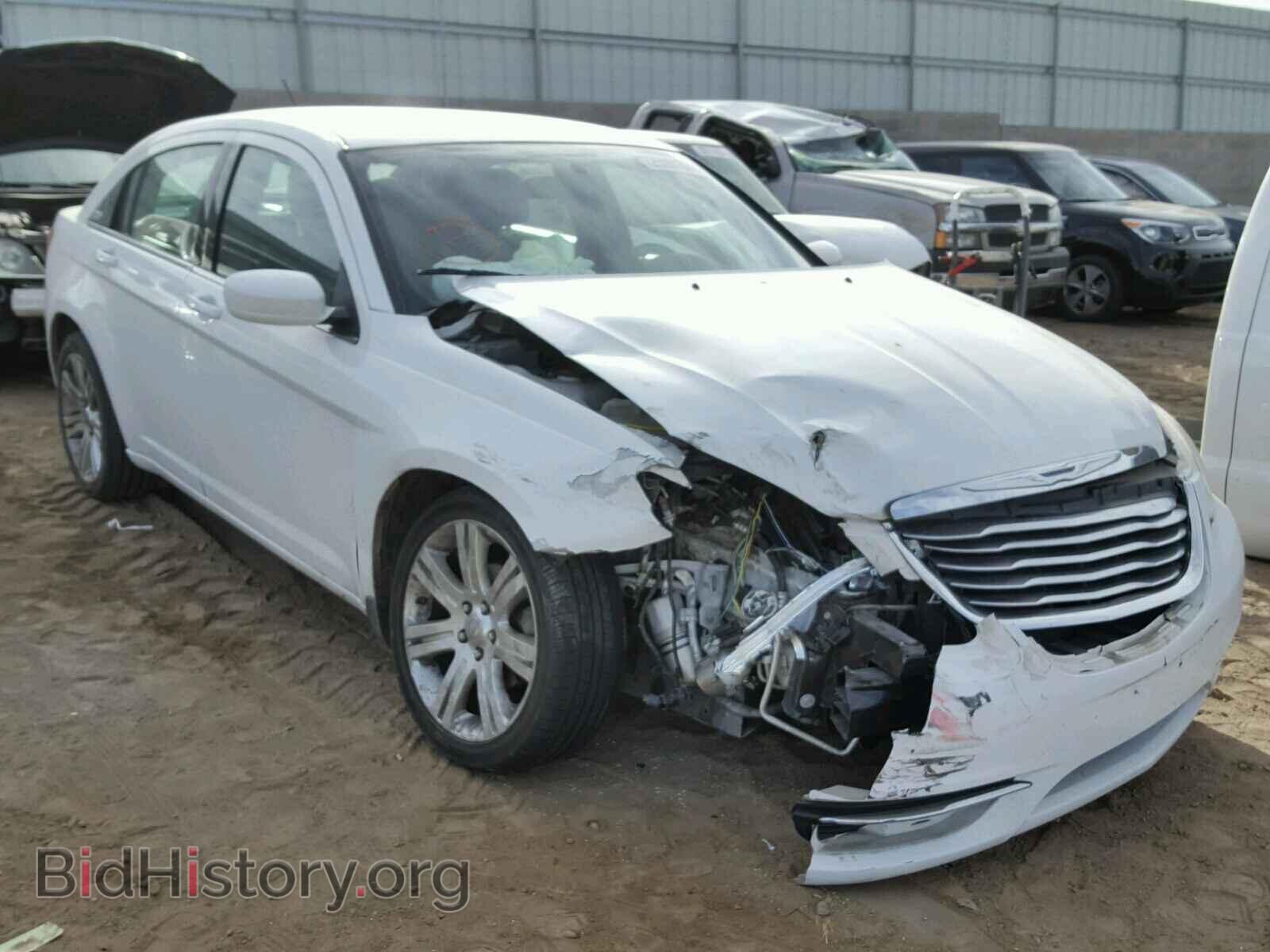 Фотография 1C3CCBABXDN670250 - CHRYSLER 200 2013