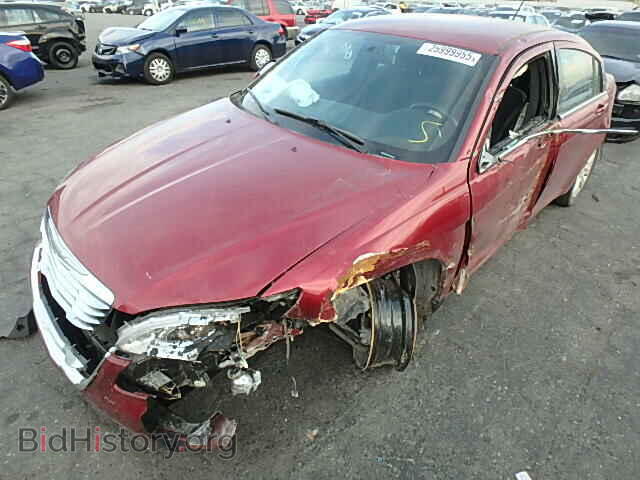 2013 CHRYSLER 200 - VIN: 1C3CCBAB3DN735049 - Фото 2
