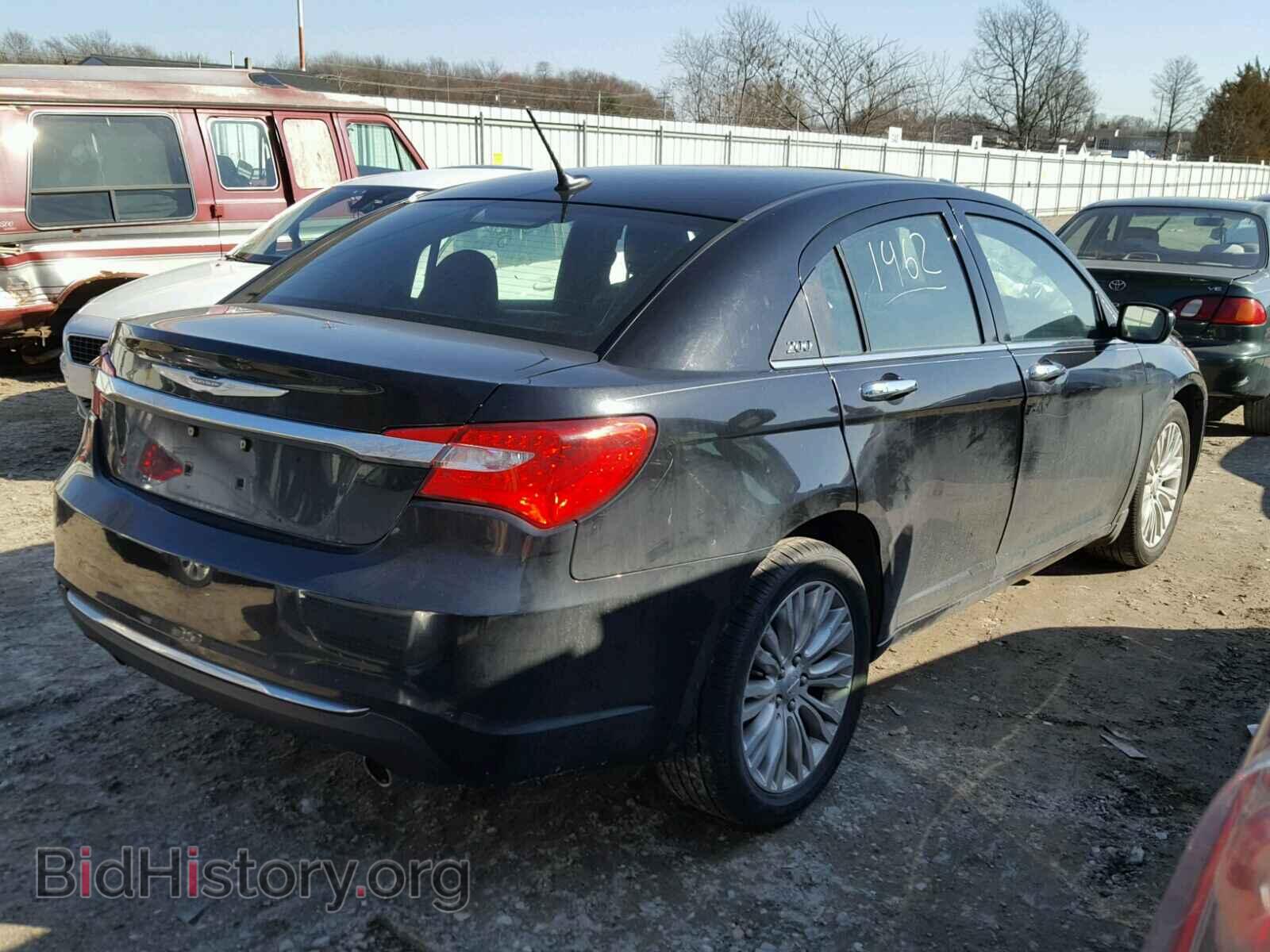 2011 CHRYSLER 200 - VIN: 1C3BC2FG5BN618862 - Фото 4