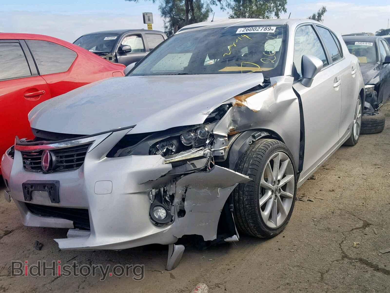 2011 LEXUS CT 200 - VIN: JTHKD5BH4B2003759 - Фото 2