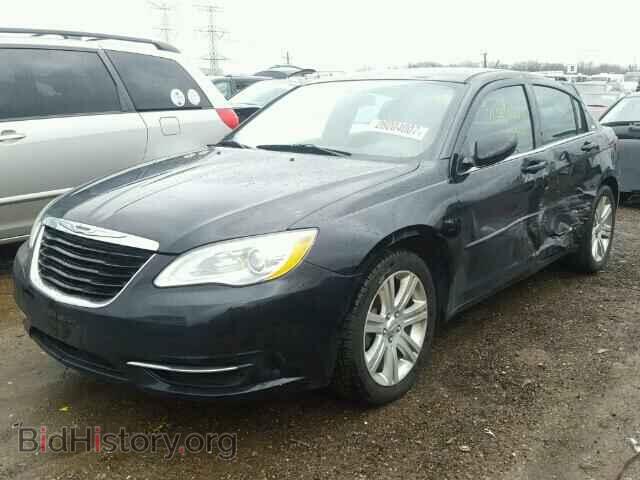 2013 CHRYSLER 200 - VIN: 1C3CCBBB1DN714618 - Фото 2