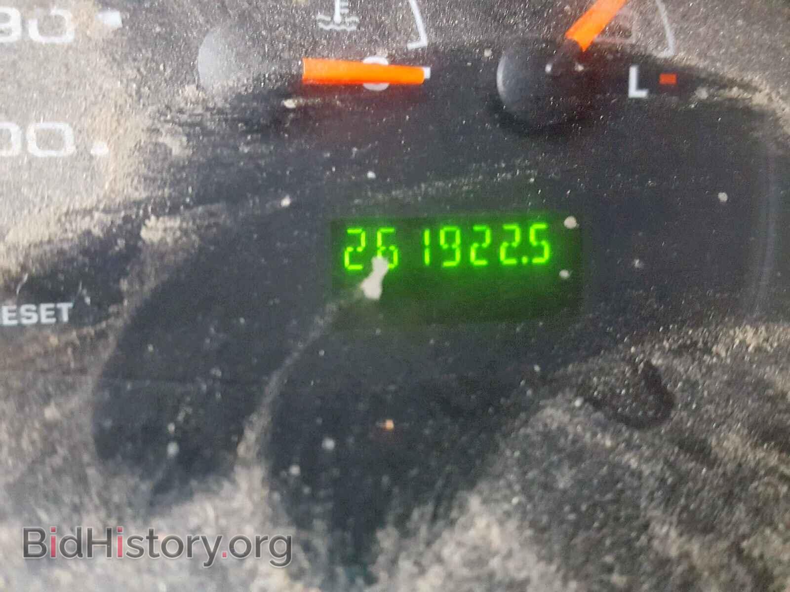 2004 FORD ECONOLINE - VIN: 1FBSS31L94HA25598 - Photo 8