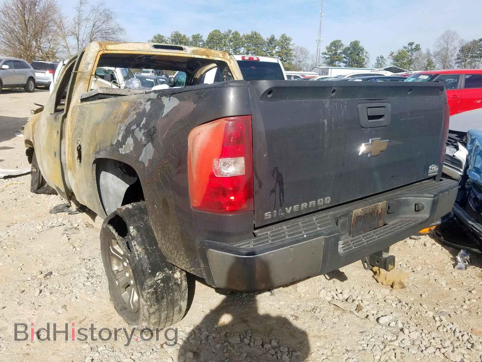 2011 CHEVROLET SILVERADO - VIN: 1GCNKPEX8BZ190868 - Фото 3