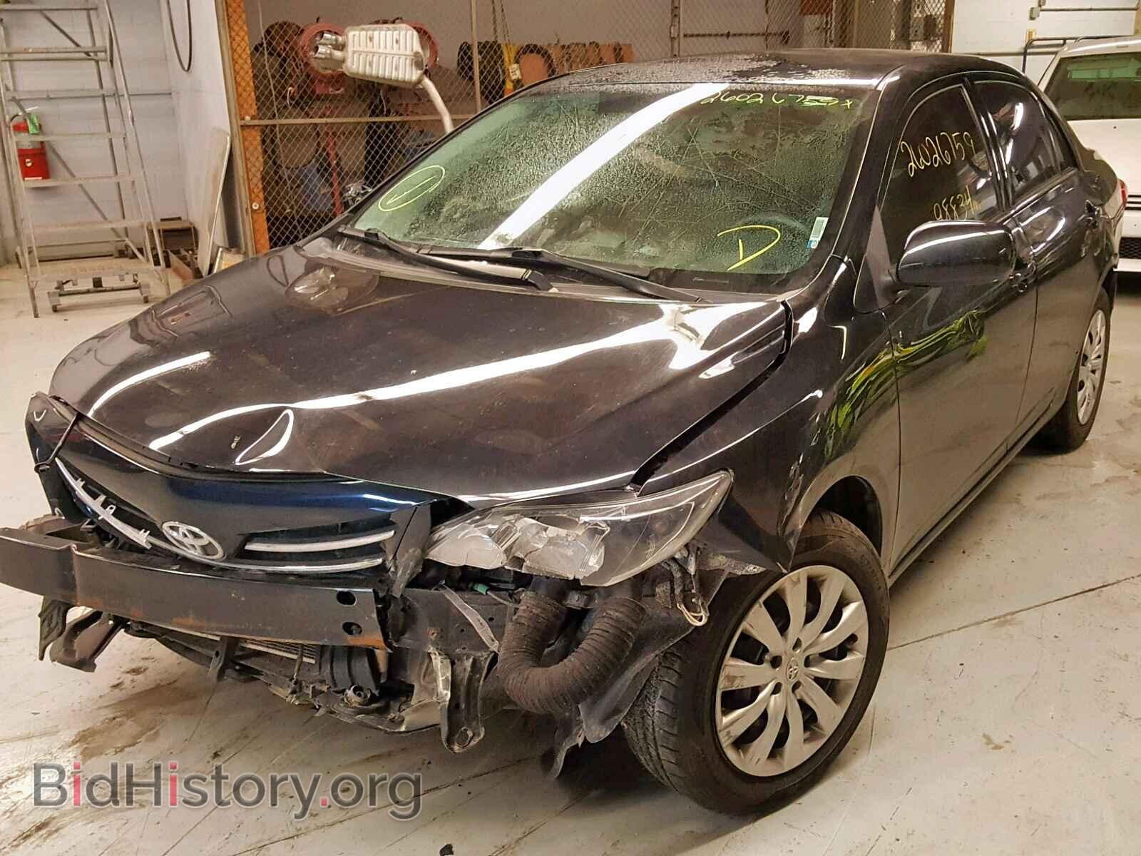 2013 TOYOTA COROLLA BA - VIN: 2T1BU4EE2DC085914 - Фото 2