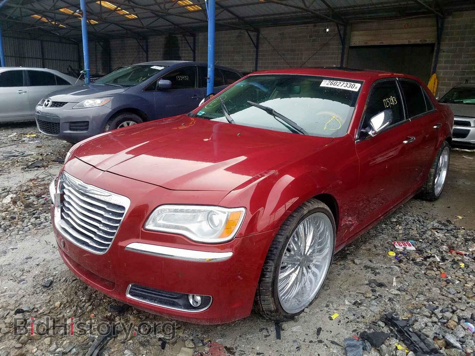 2014 CHRYSLER 300 - VIN: 2C3CCAET7EH354828 - Фото 2