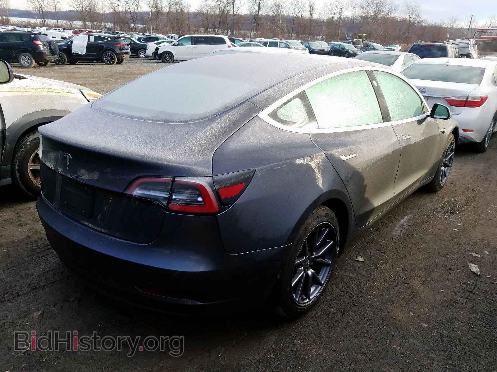 2019 TESLA MODEL 3 - VIN: 5YJ3E1EA8KF301819 - Photo 4