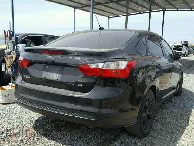 2014 FORD FOCUS - VIN: 1FADP3F2XEL349962 - Photo 4
