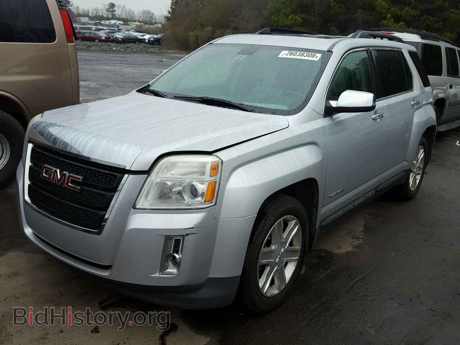 2010 GMC TERRAIN - VIN: 2CTFLGEW2A6360102 - Photo 2