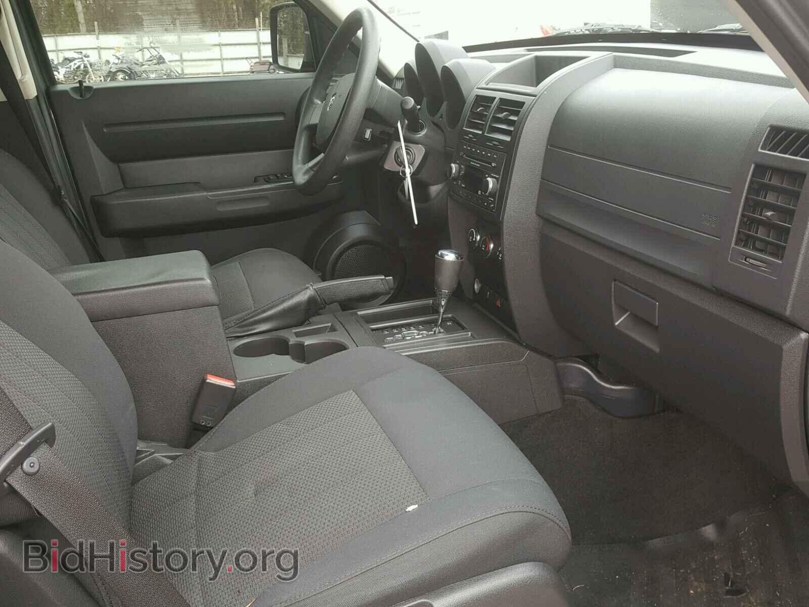 2011 DODGE NITRO - VIN: 1D4PT4GK0BW602100 - Photo 5