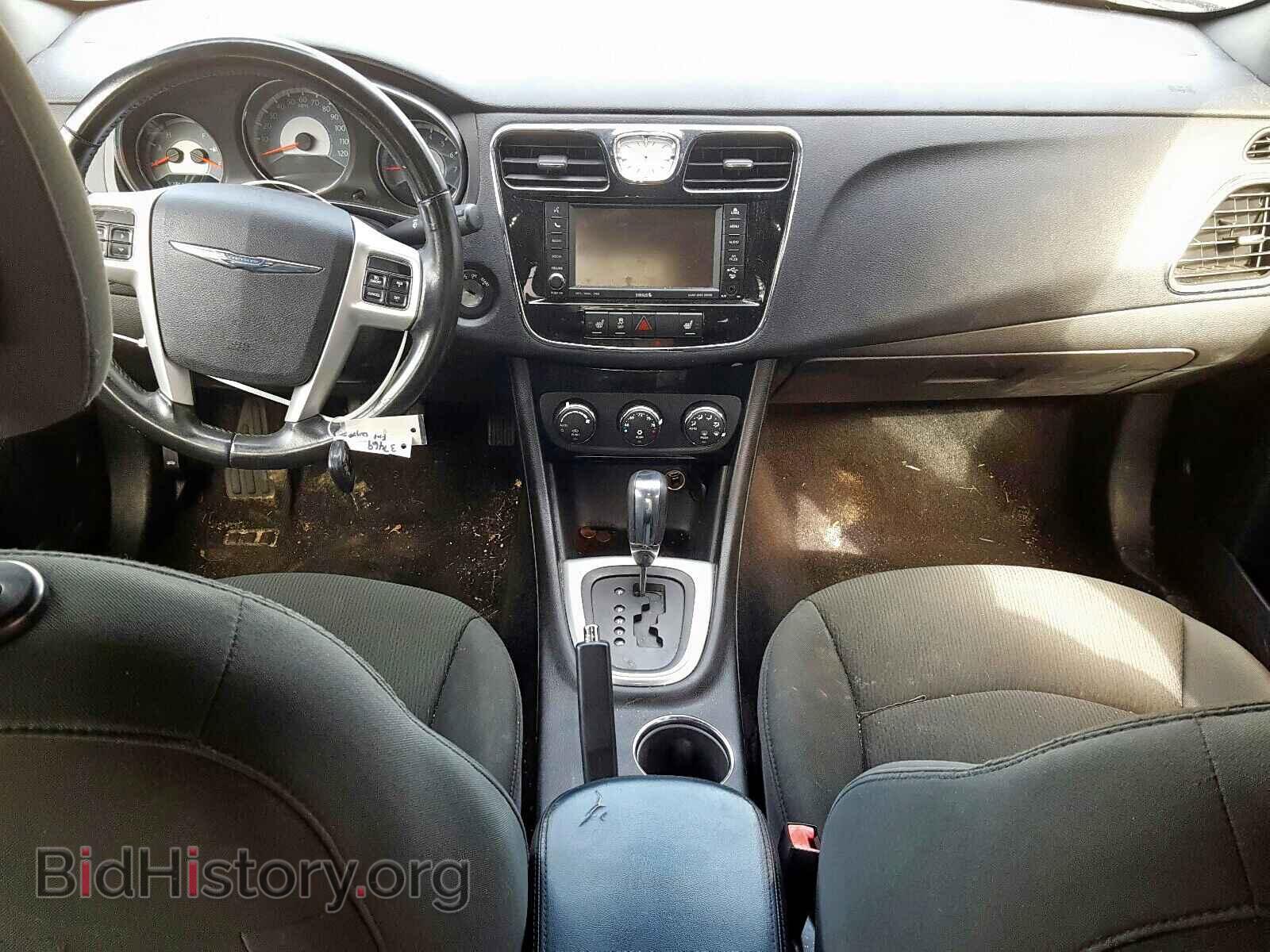 2011 CHRYSLER 200 - VIN: 1C3BC1FB2BN625590 - Фото 9