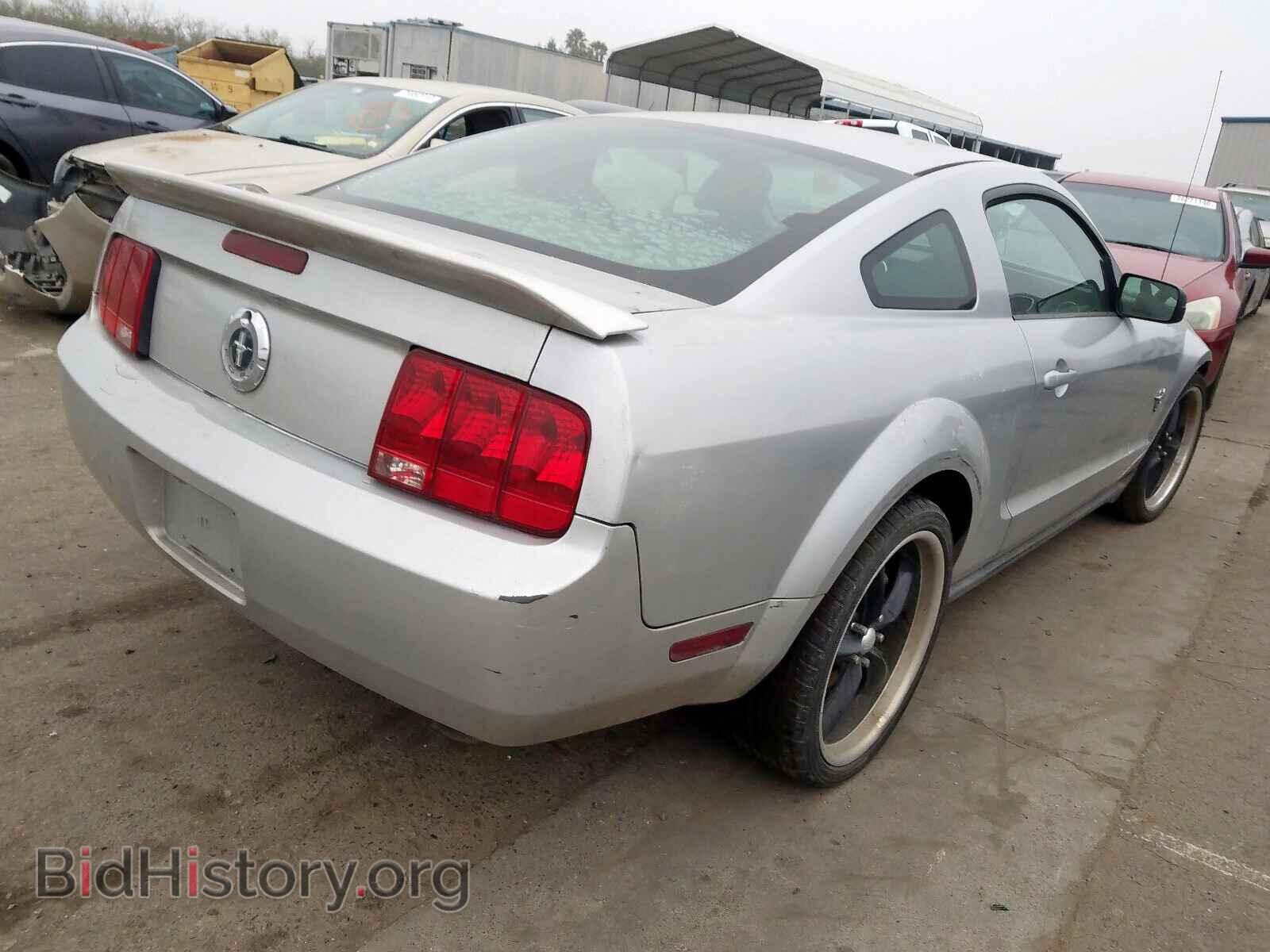 2009 FORD MUSTANG - VIN: 1ZVHT80N595108826 - Фото 4