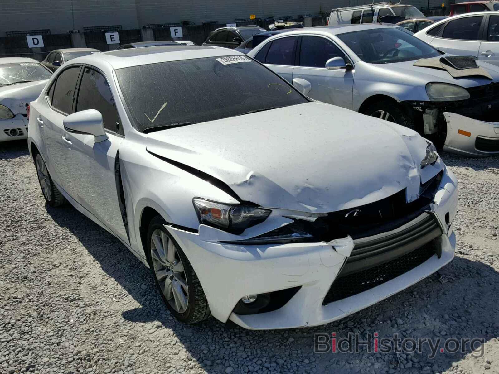 Photo JTHBA1D26G5009384 - LEXUS IS200 2016